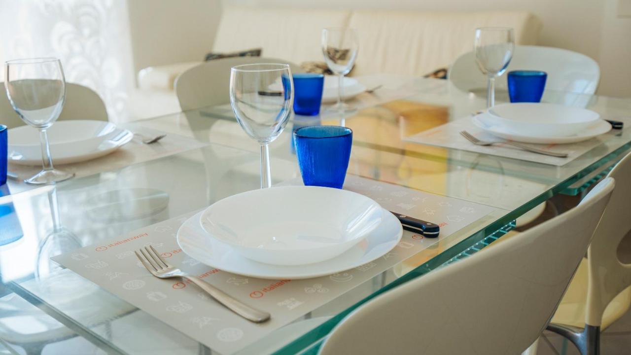 Parco Villa Fiske 2 อาลัสซิโอ ภายนอก รูปภาพ