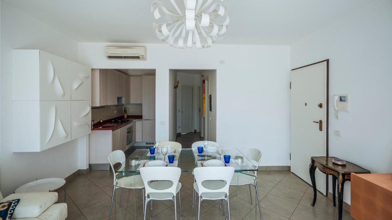 Parco Villa Fiske 2 อาลัสซิโอ ภายนอก รูปภาพ