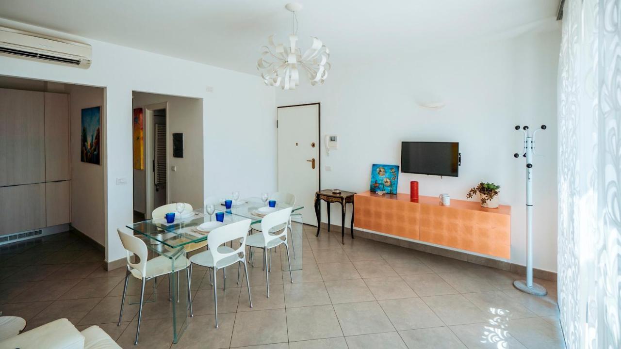 Parco Villa Fiske 2 อาลัสซิโอ ภายนอก รูปภาพ