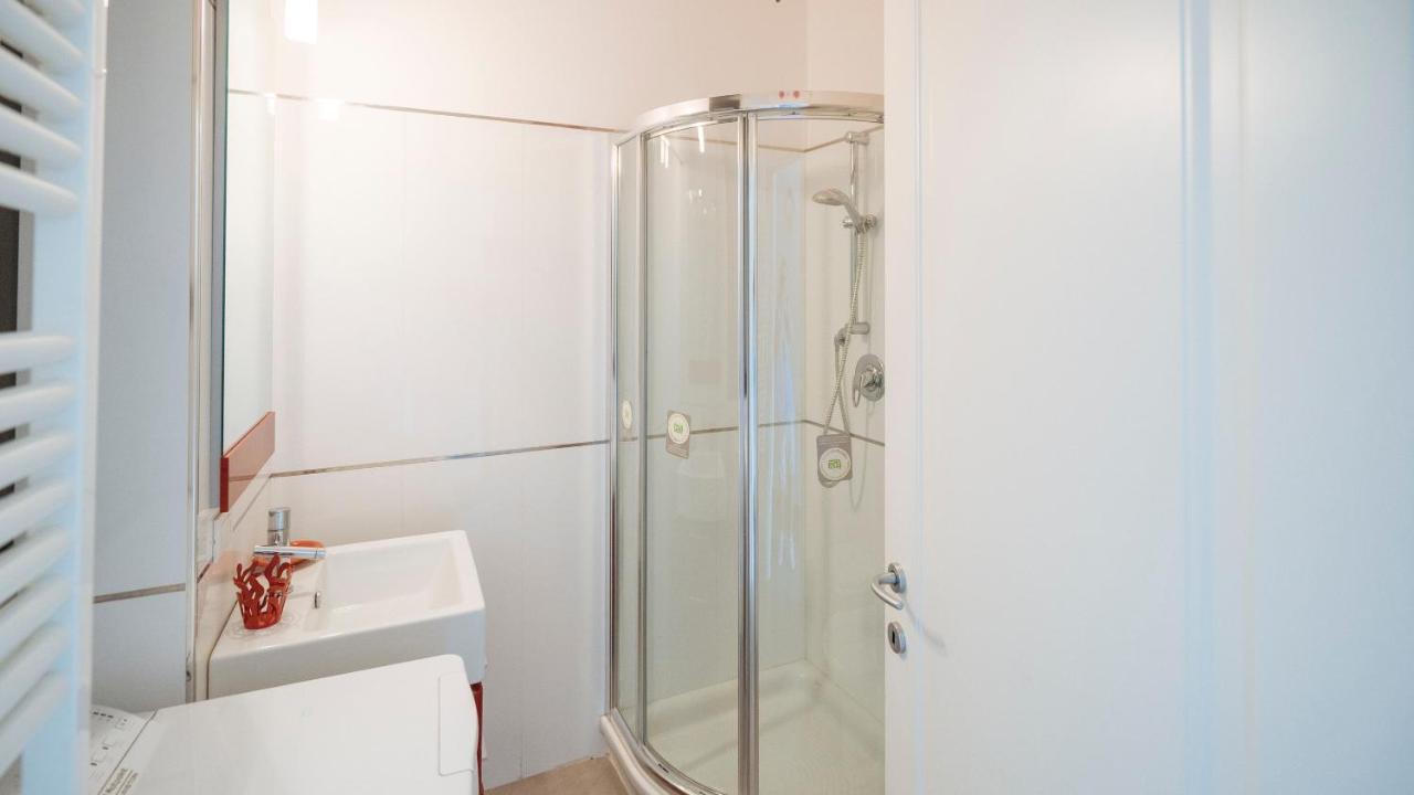 Parco Villa Fiske 2 อาลัสซิโอ ภายนอก รูปภาพ
